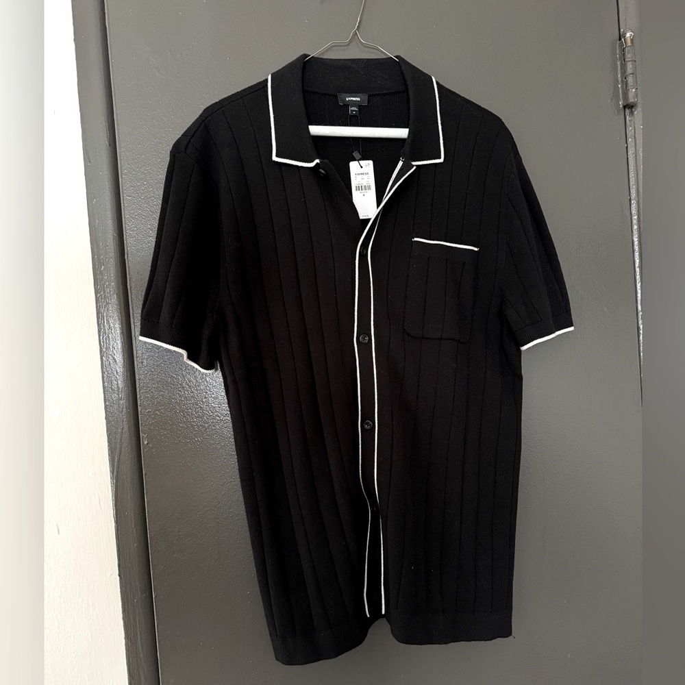 NWT men’s Express Knit Sweater Polo Button Down sz M